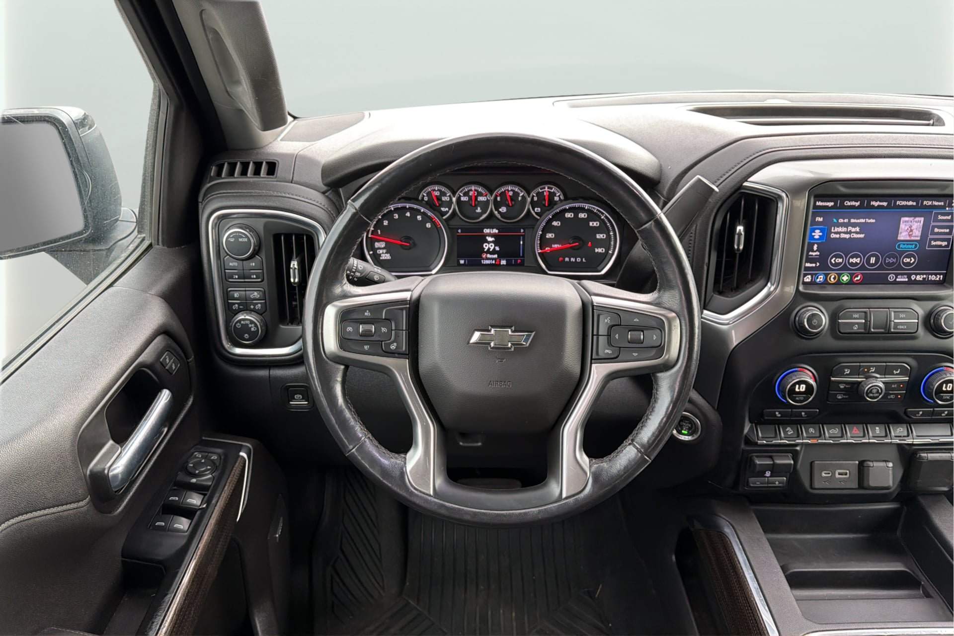 Used 2020 Chevrolet Silverado 1500 LT Trail Boss AWD/4WD image 16