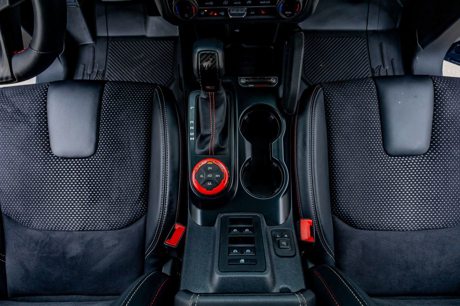 Used 2024 Ford Bronco Raptor w/ Interior Carbon Fiber Pack 6 image 27
