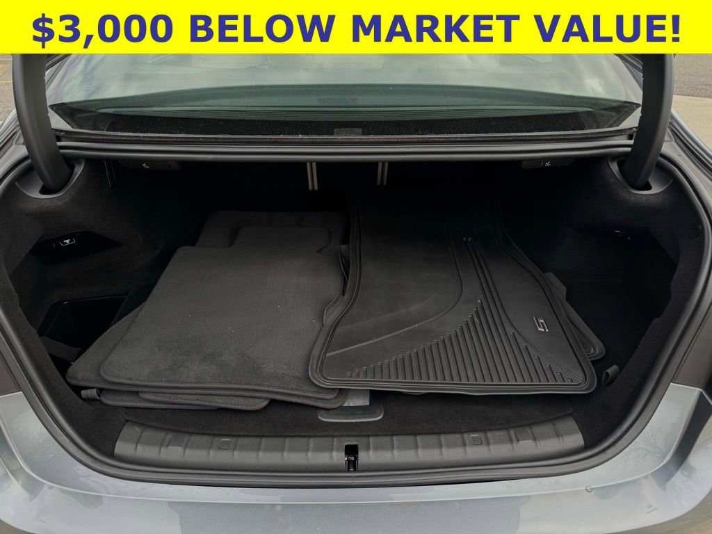 Used 2018 BMW 530e xDrive image 12