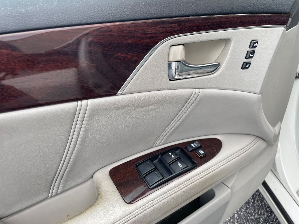 Used 2008 Toyota Avalon Limited FWD image 34