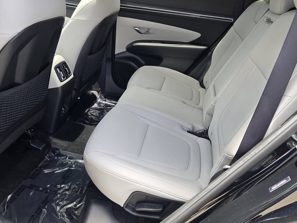 Certified 2023 Hyundai Tucson SEL w/ Convenience Package FWD image 9