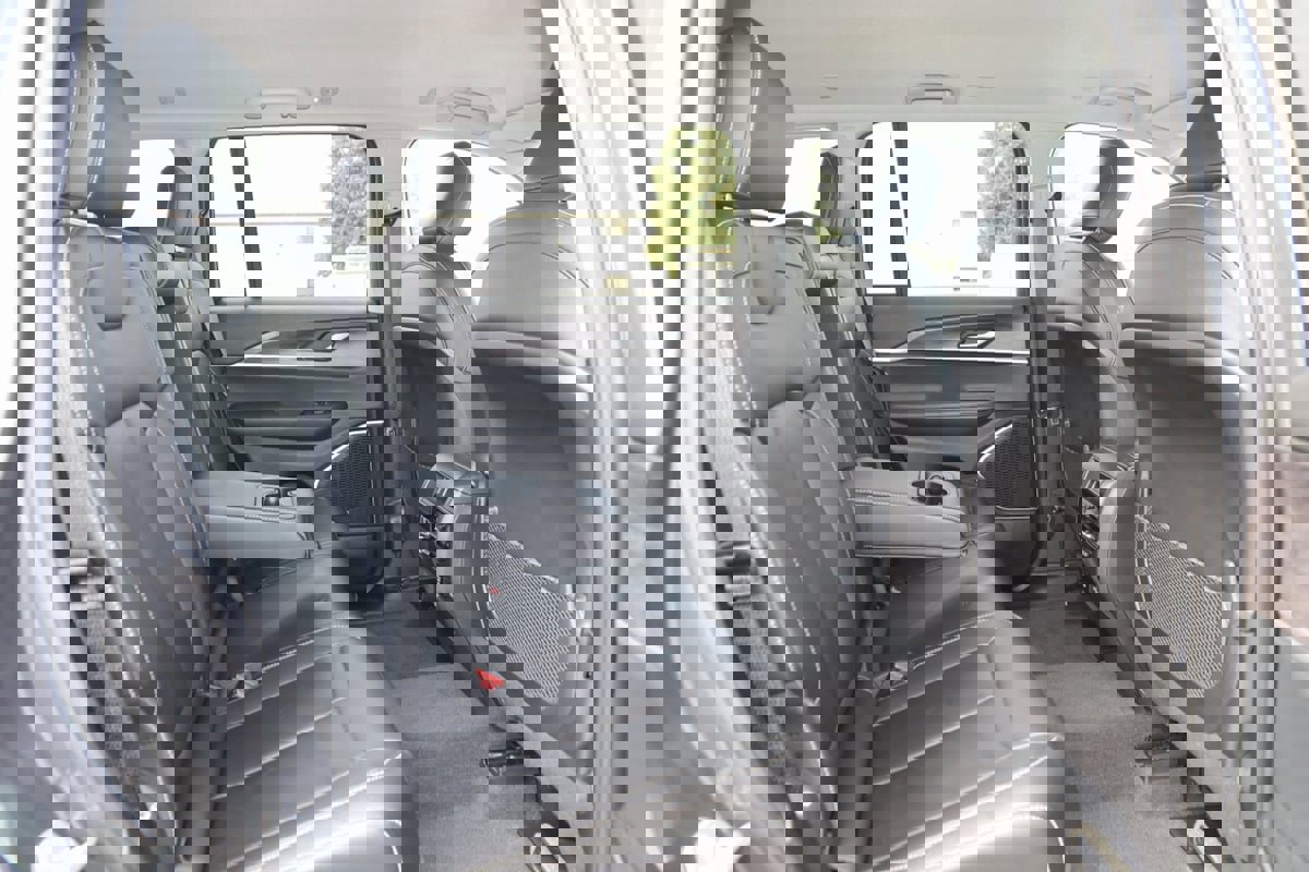 Used 2022 Jeep Grand Cherokee Limited image 12