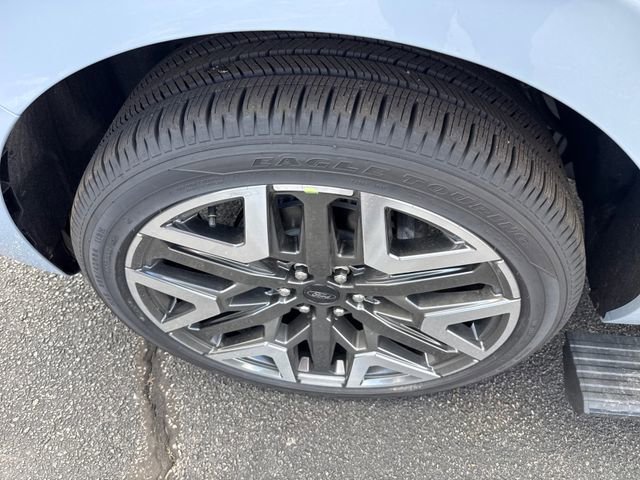 New 2026 Ford Expedition Platinum w/ Platinum Ultimate Package image 15