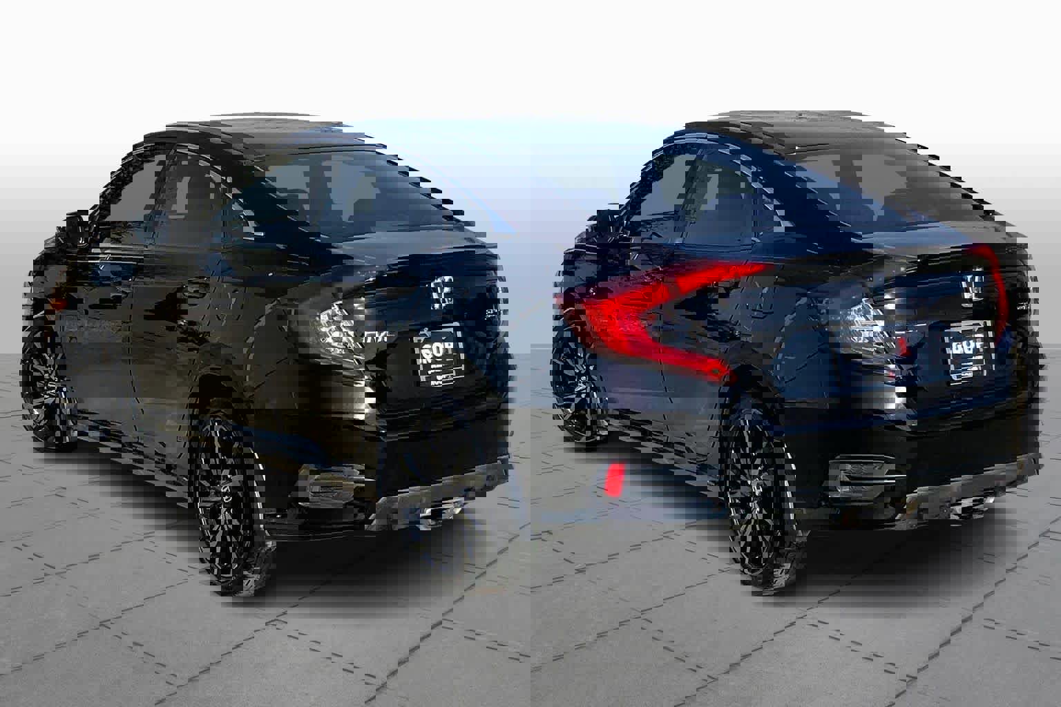 Used 2019 Honda Civic Sport image 12