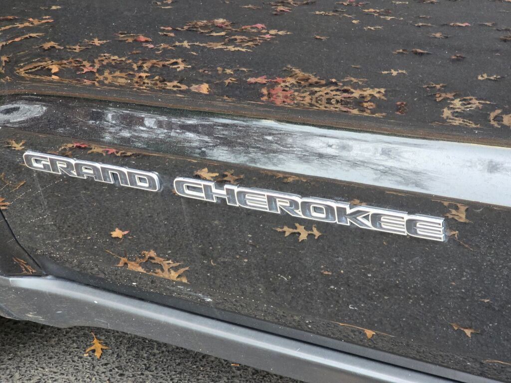 Used 2020 Jeep Grand Cherokee Limited w/ Luxury Group II image 12