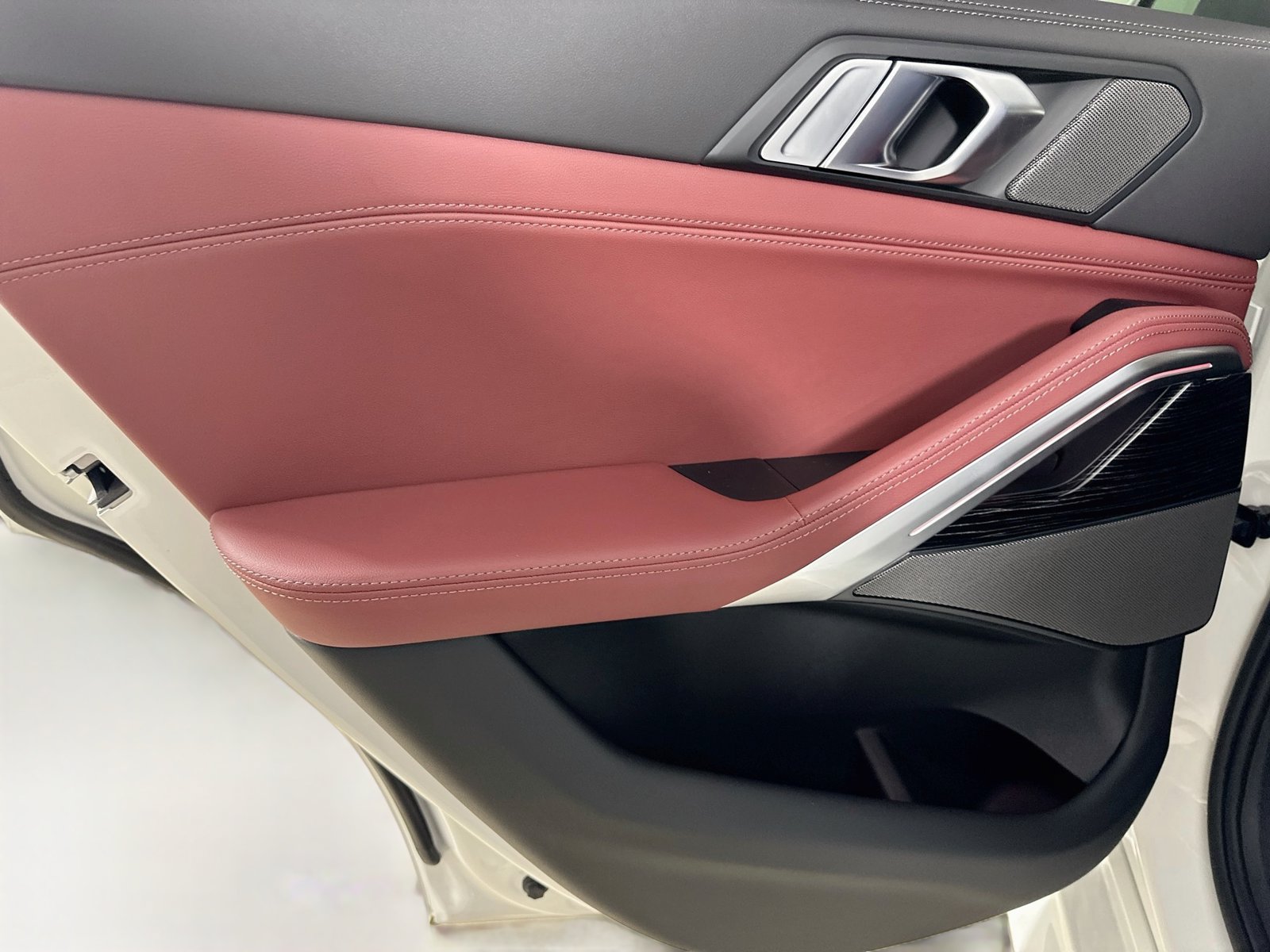 New 2027 BMW X6 xDrive40i AWD/4WD image 35