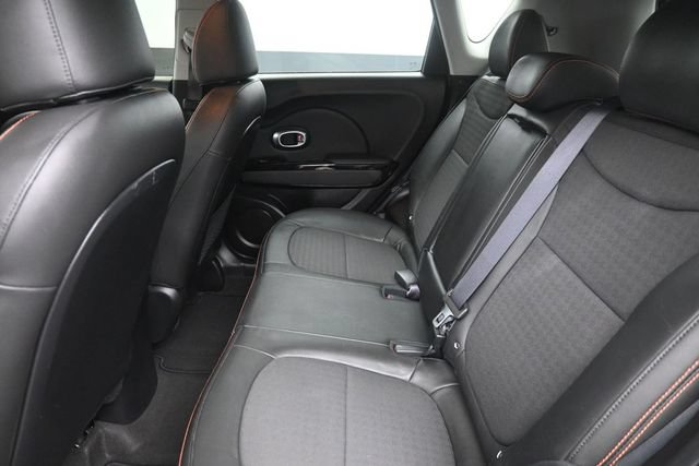 Used 2019 Kia Soul ! FWD image 19