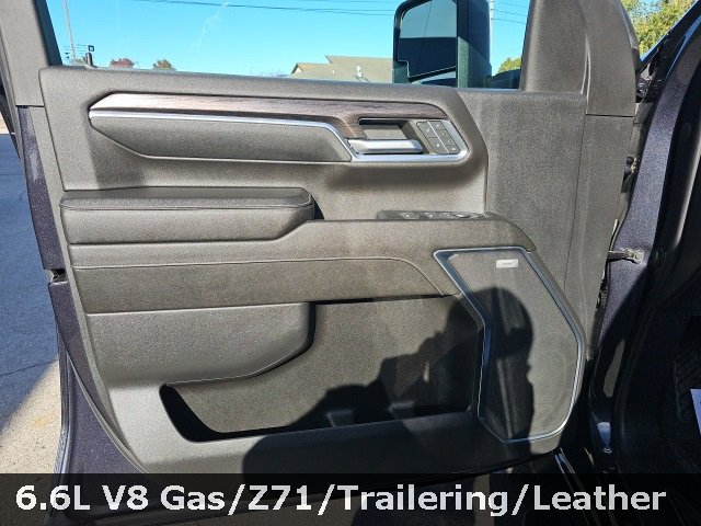 Used 2024 Chevrolet Silverado 3500 LTZ w/ LTZ Convenience Package image 15