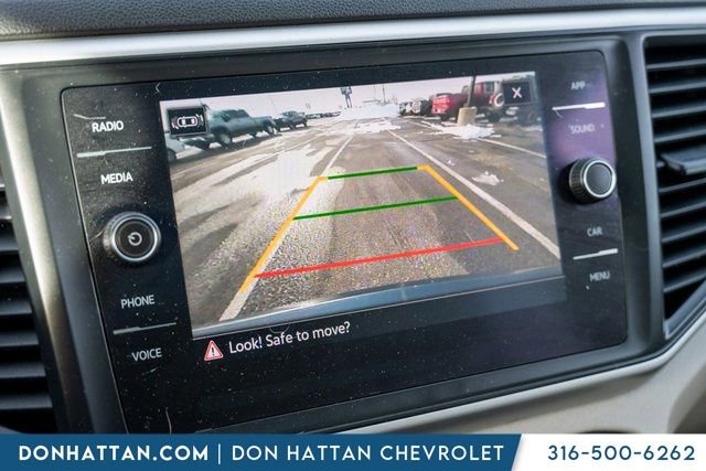 Used 2021 Volkswagen Atlas SE w/ Panoramic Sunroof Package image 19