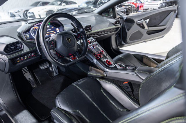 Used 2017 Lamborghini Huracan LP 580-2 image 31