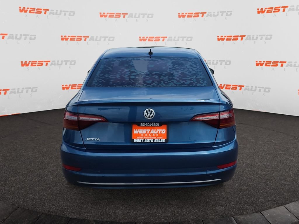 Used 2019 Volkswagen Jetta SE FWD image 4