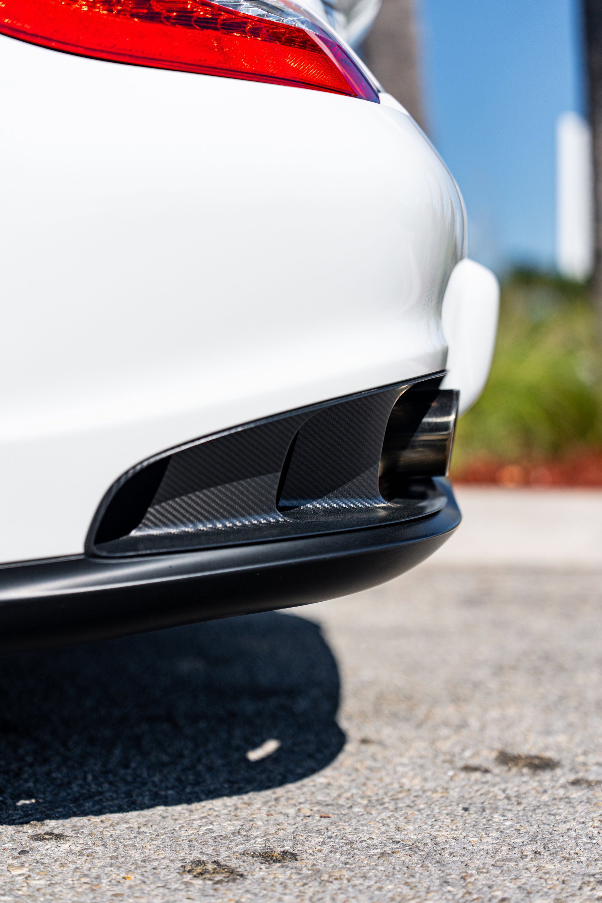 Used 2011 Porsche 911 GT2 RS image 40