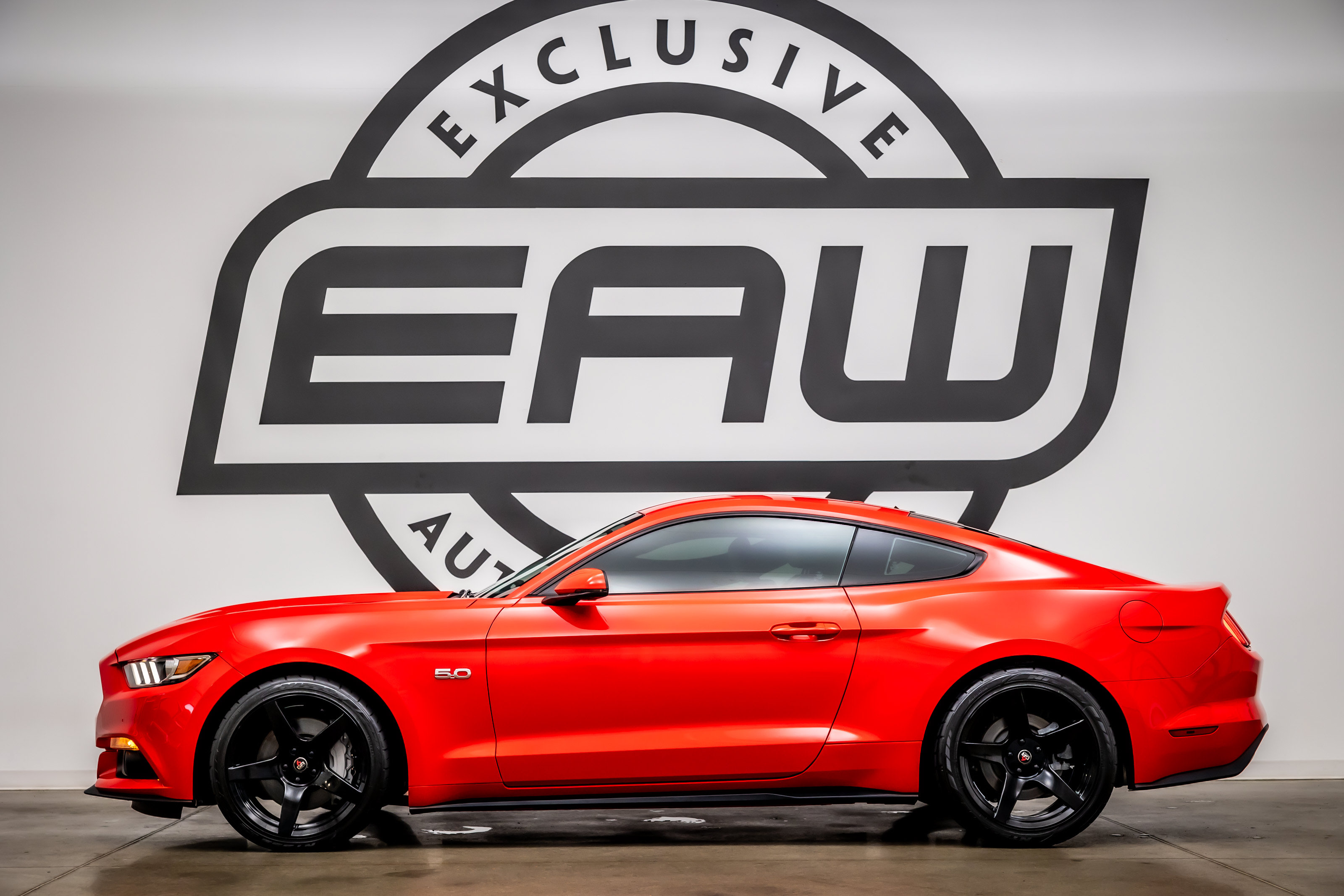 Used 2017 Ford Mustang GT Premium RWD image 6