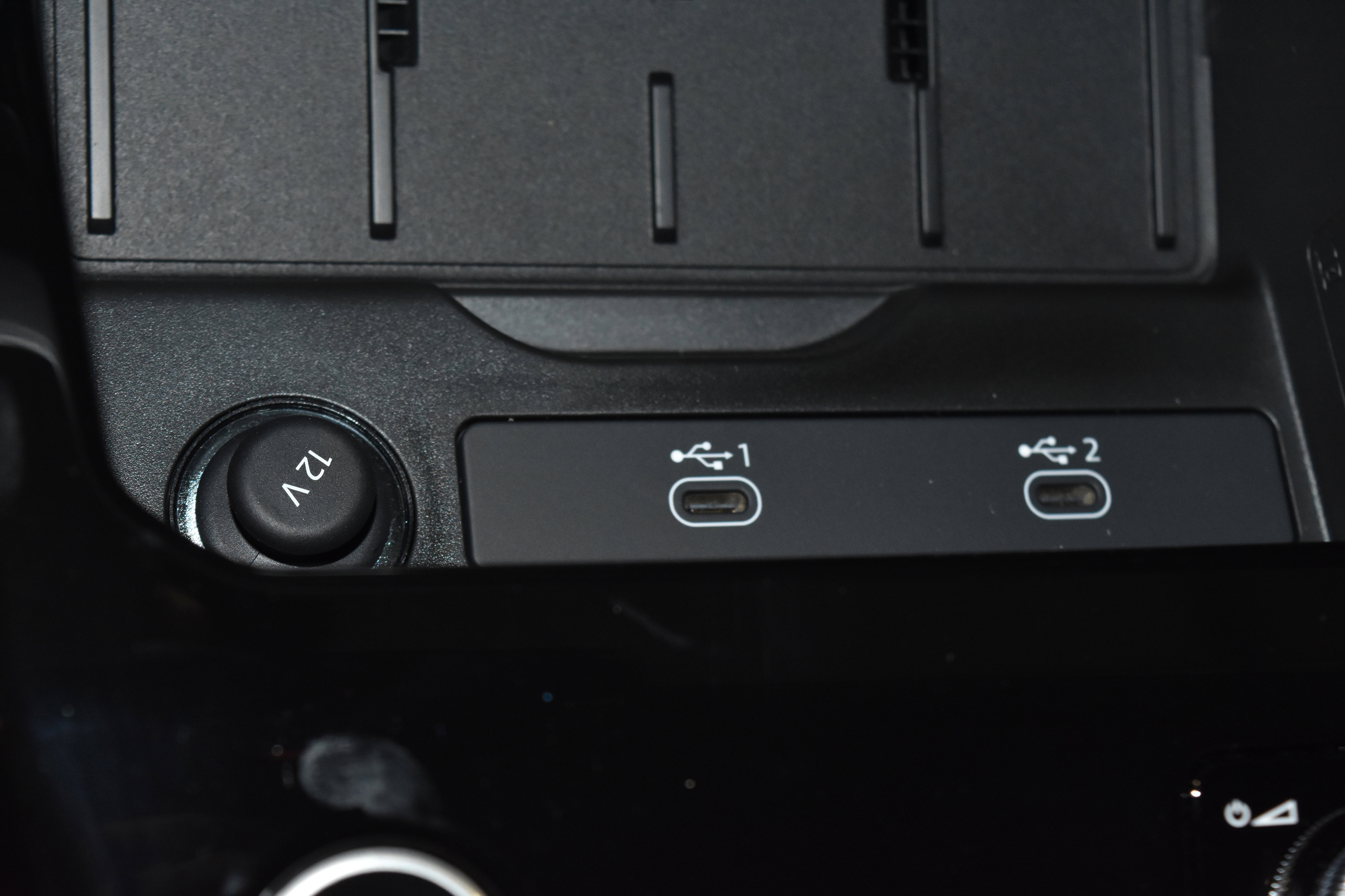 New 2026 Audi Q3 quattro 2.0T image 13