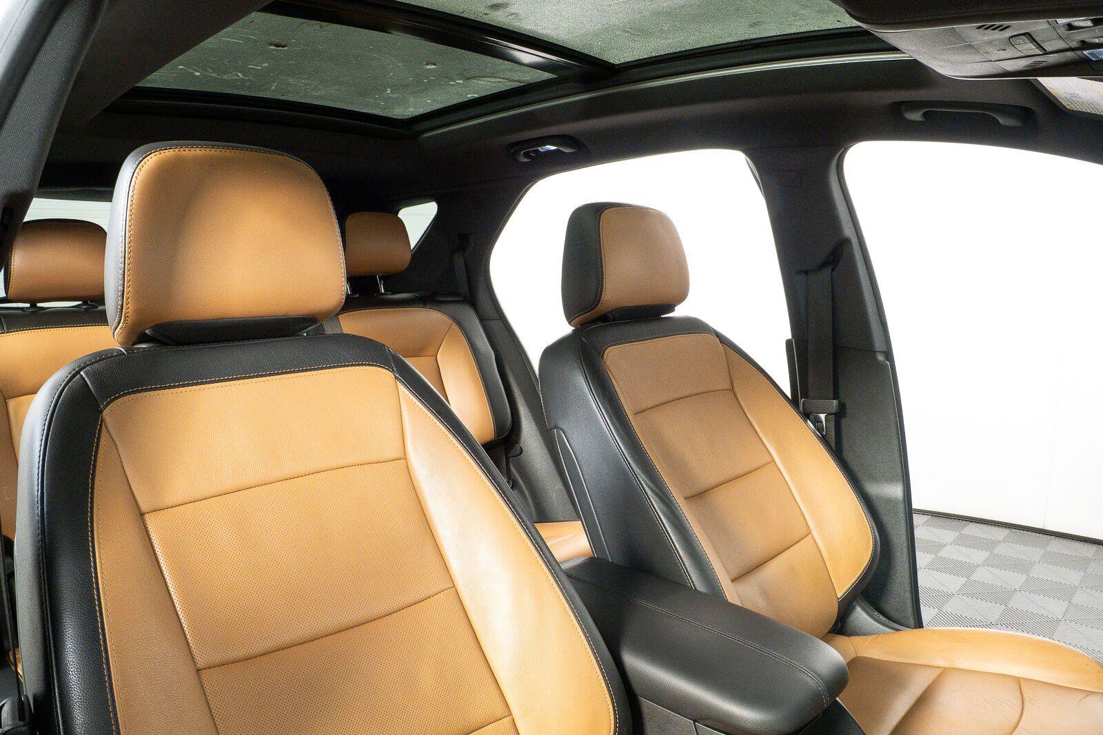 Used 2018 Chevrolet Equinox Premier FWD image 22