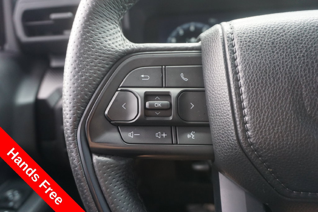 Used 2024 Toyota Tacoma TRD Pro AWD/4WD image 4