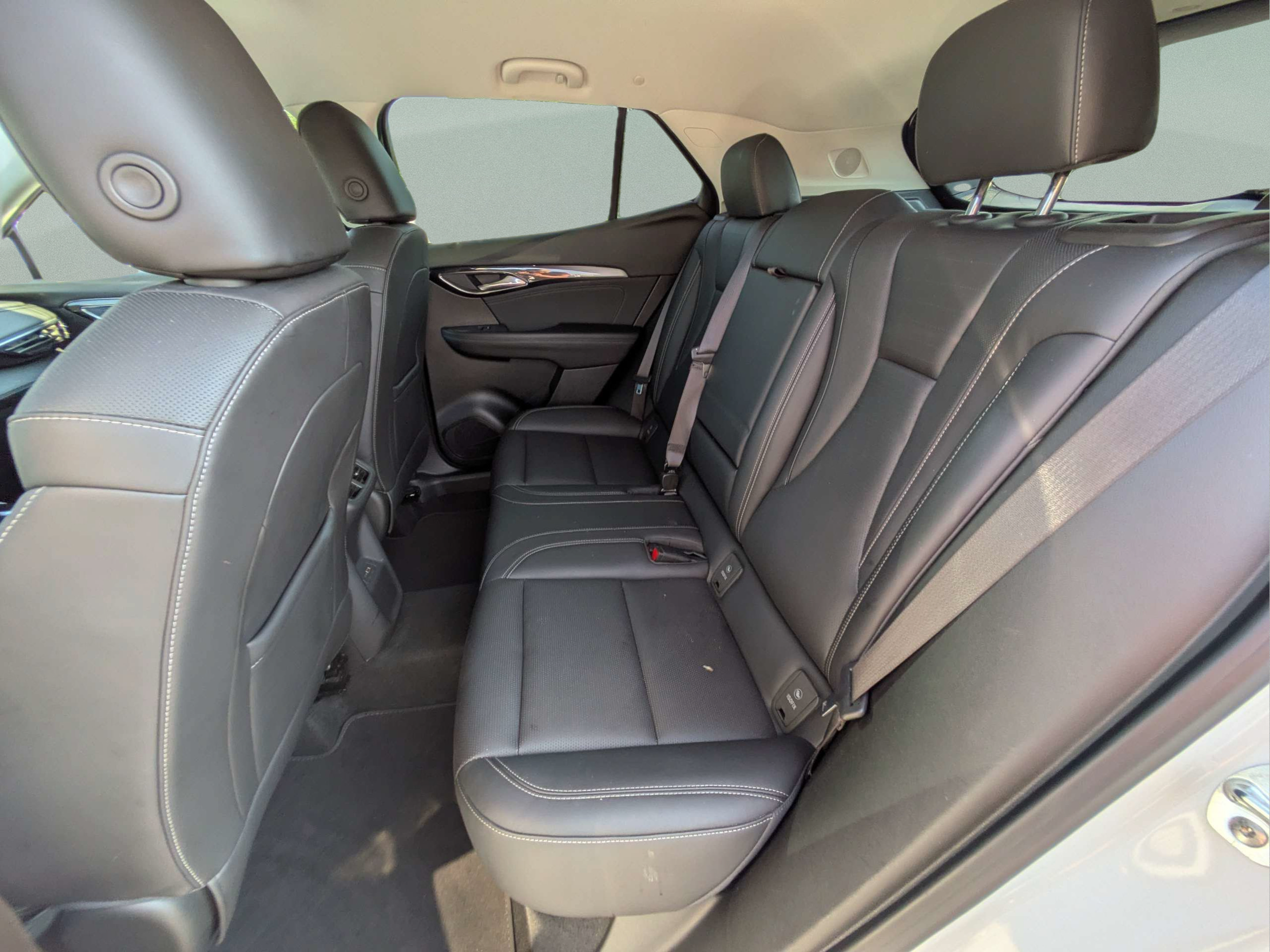 Used 2024 Buick Envision Preferred AWD/4WD image 12