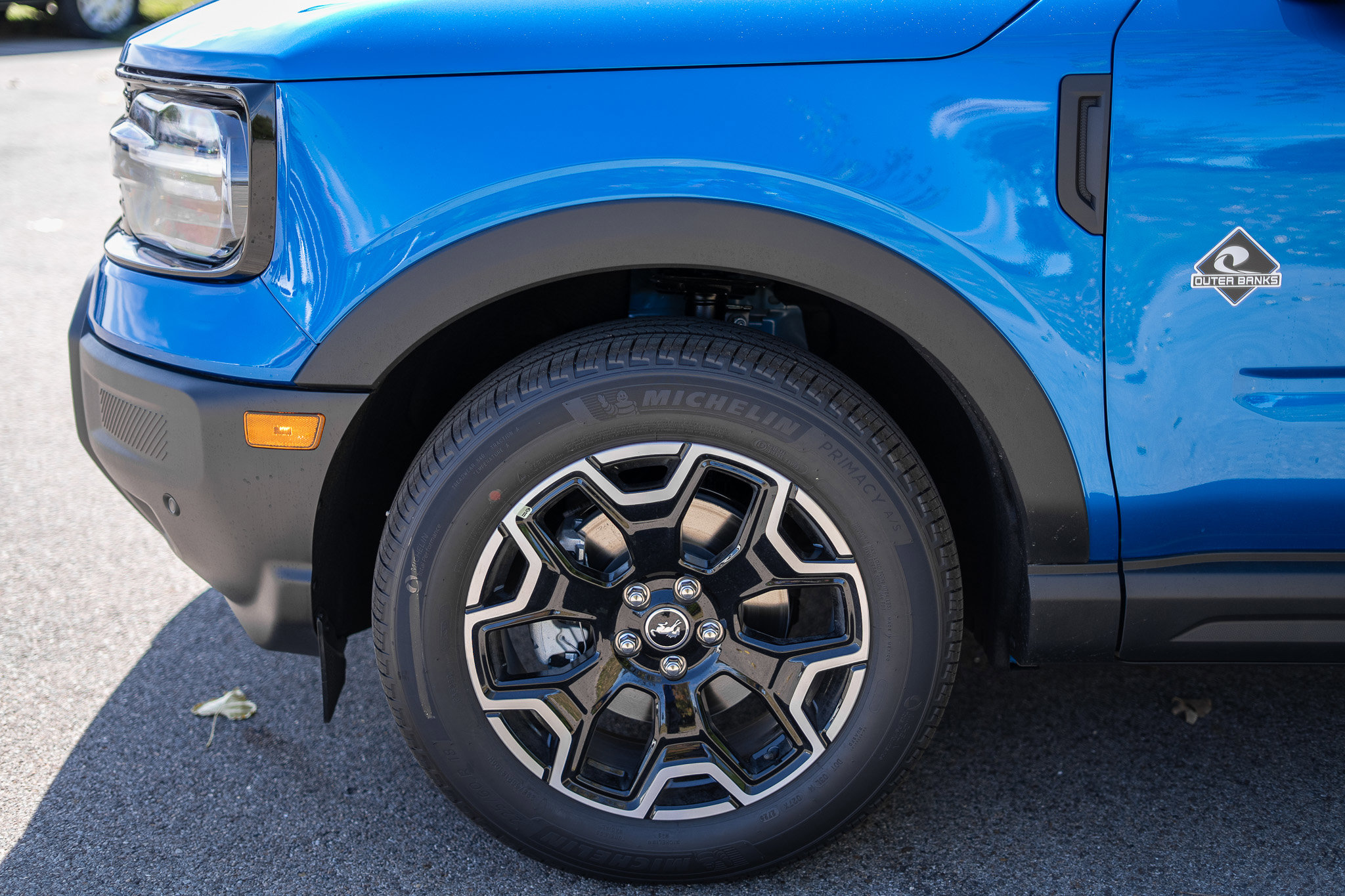New 2025 Ford Bronco Sport Outer Banks w/ Outer Banks Tech Package+ AWD/4WD image 8