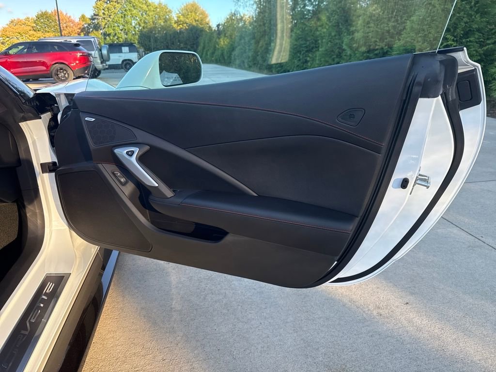 Used 2019 Chevrolet Corvette Z06 image 12