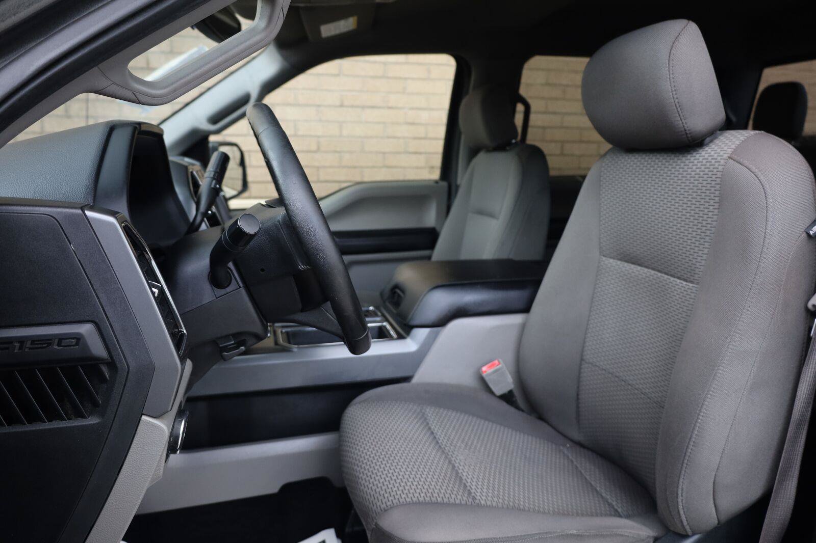 Used 2018 Ford F150 XLT w/ Equipment Group 302A Luxury AWD/4WD image 17