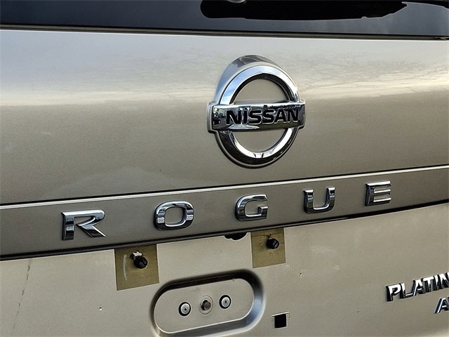 Used 2021 Nissan Rogue Platinum image 30