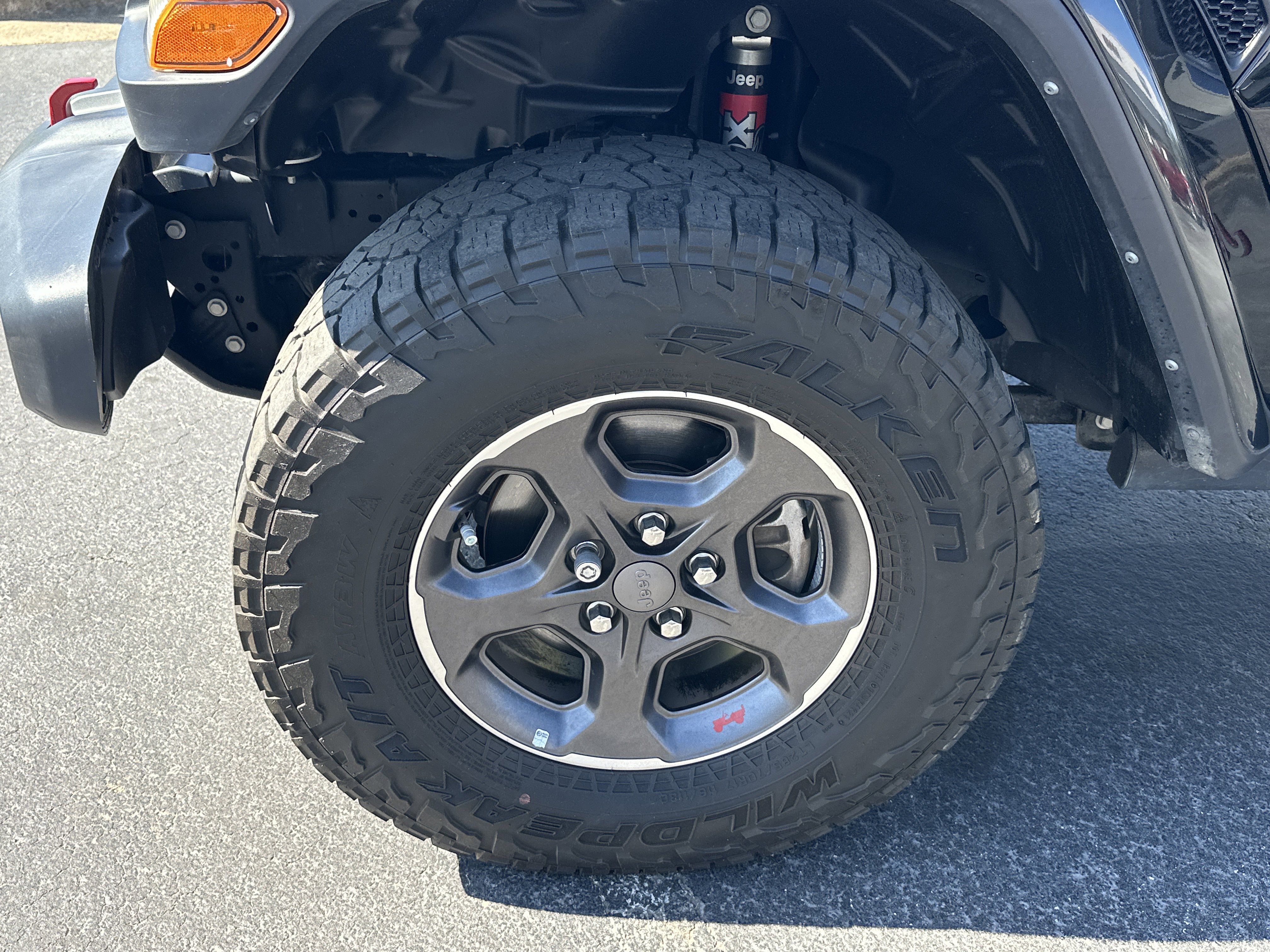 Used 2022 Jeep Gladiator Rubicon AWD/4WD image 13