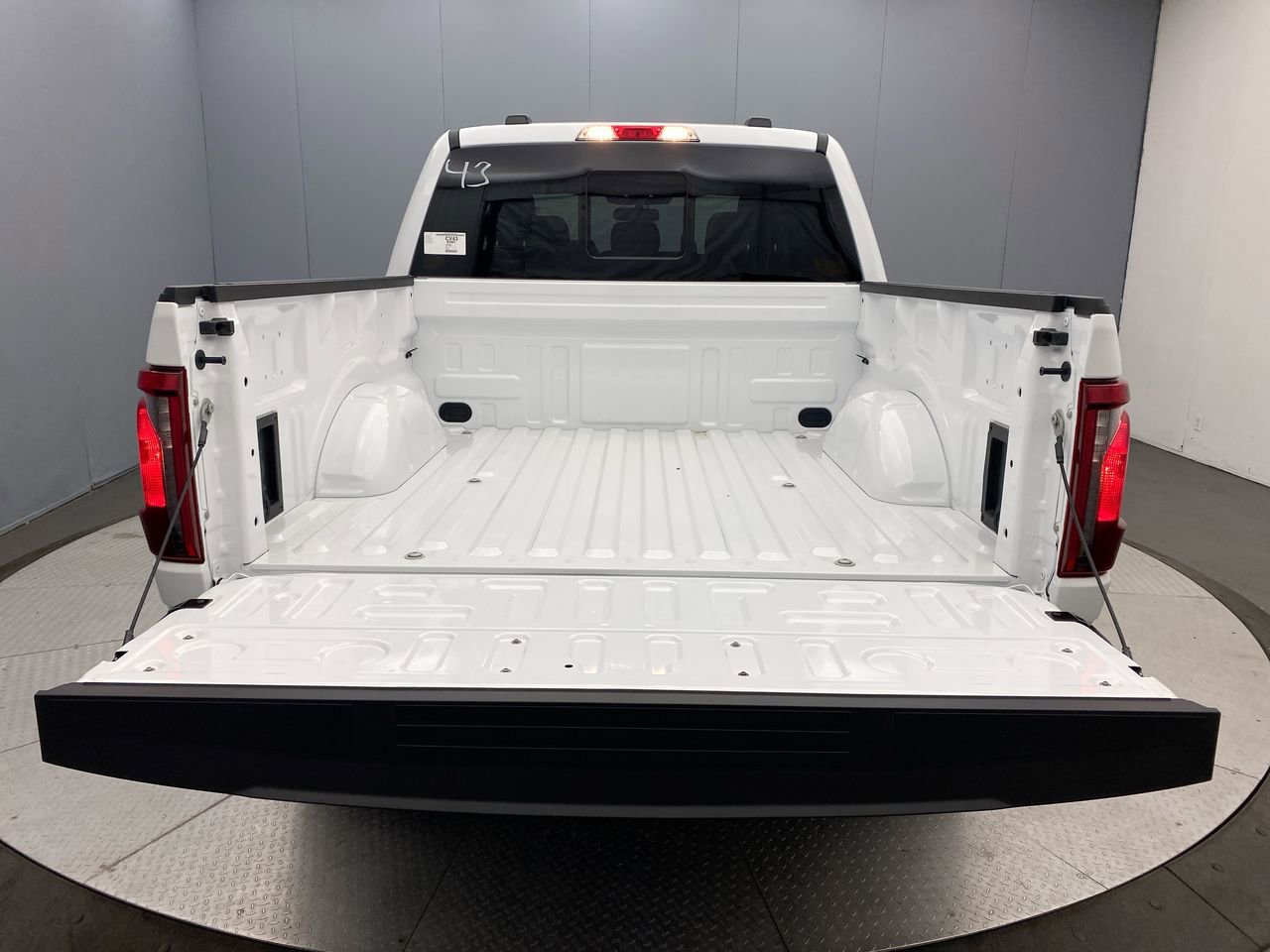New 2026 Ford F150 XLT w/ Equipment Group 302A MID AWD/4WD image 24