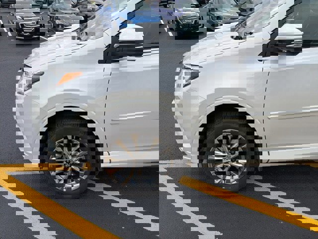 Used 2018 Toyota RAV4 Platinum image 9