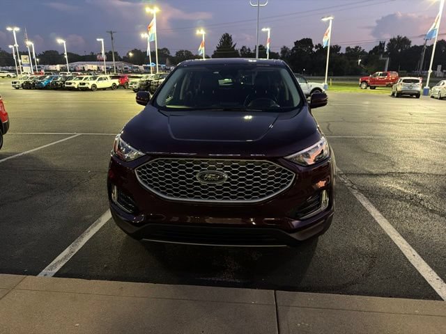 Used 2024 Ford Edge SEL w/ Convenience Package AWD/4WD image 2