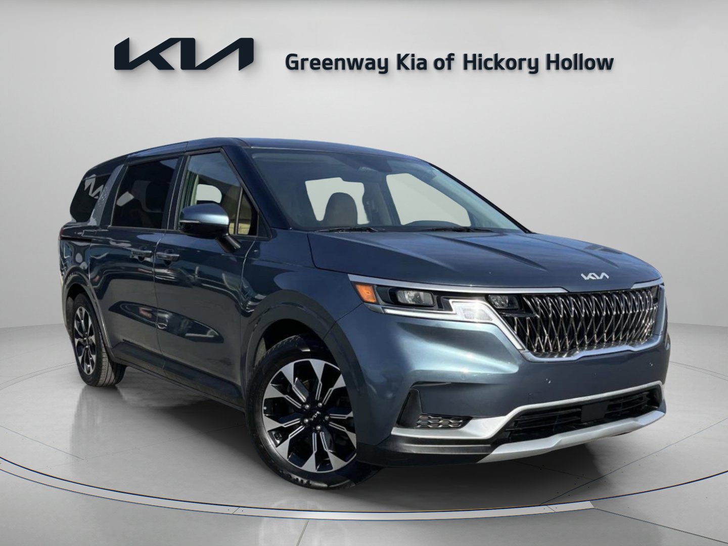 Certified 2024 Kia Carnival EX image 1