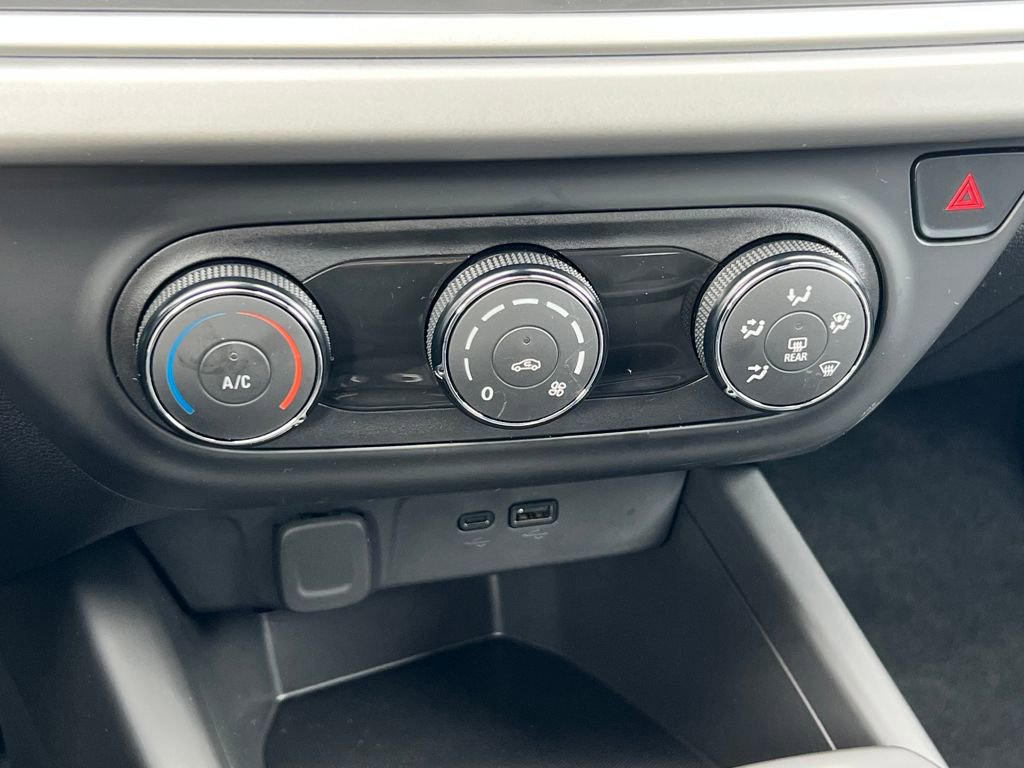 Certified 2024 Chevrolet Trax LS image 25