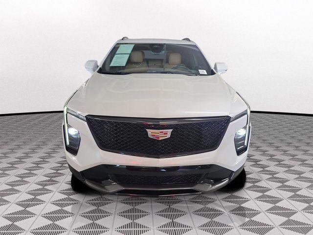 Certified 2024 Cadillac XT4 Sport FWD image 2