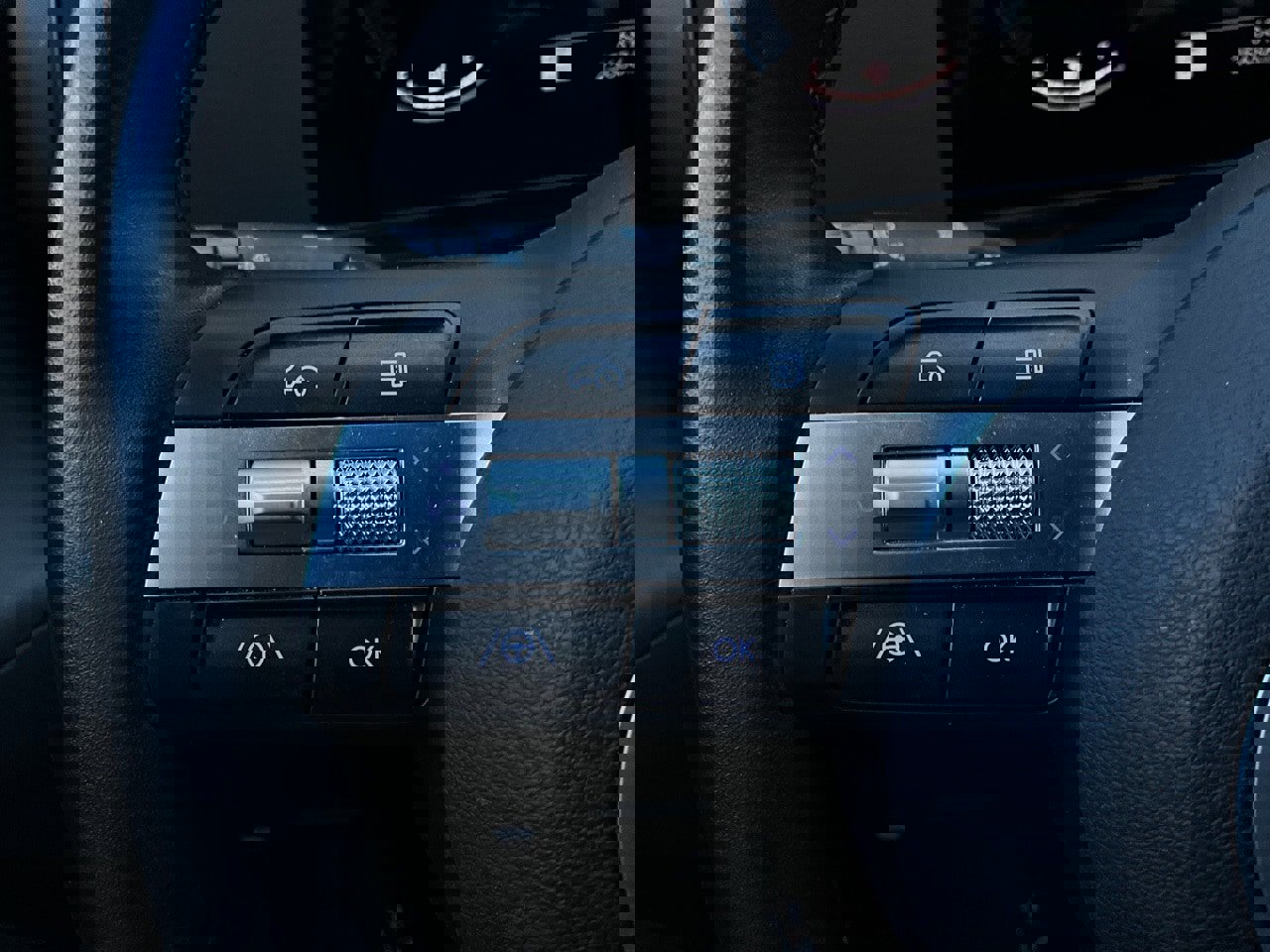 Used 2025 Hyundai Kona SEL image 35