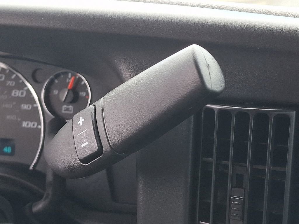 New 2026 GMC Savana 3500 w/ Driver Convenience Package RWD image 7