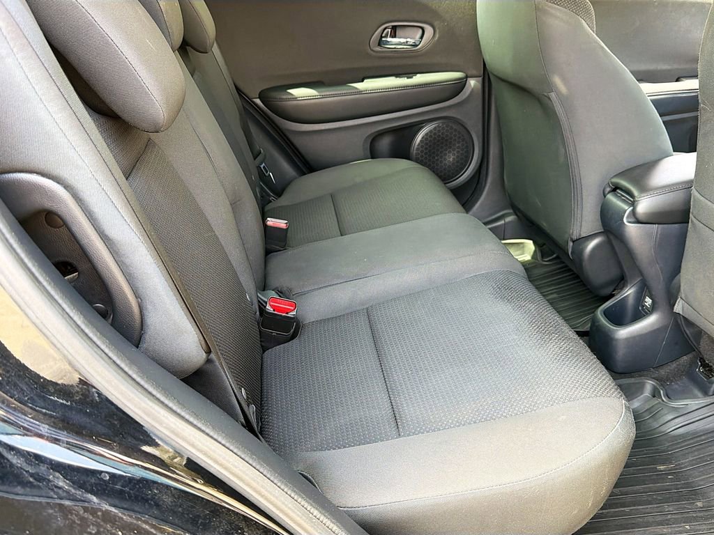 Used 2022 Honda HR-V LX image 31