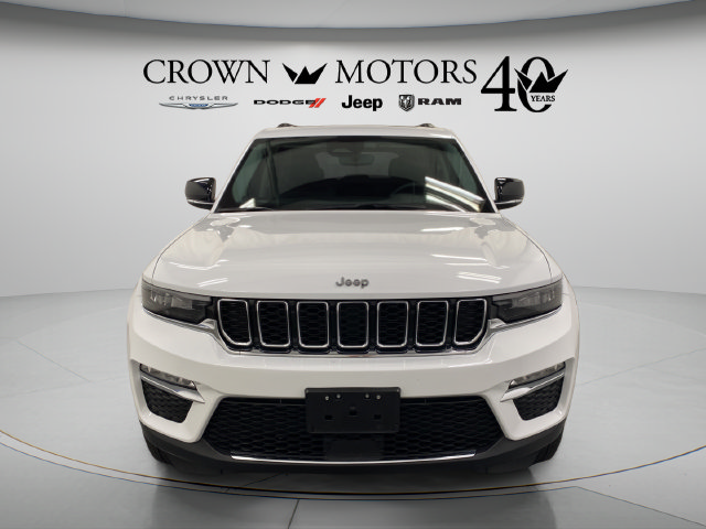 Used 2023 Jeep Grand Cherokee Limited AWD/4WD image 10