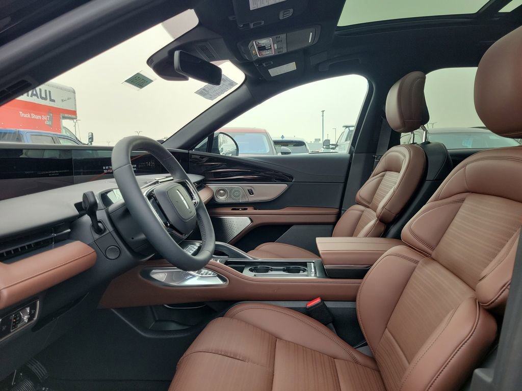 New 2026 Lincoln Nautilus Reserve AWD/4WD image 16