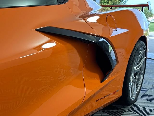 Used 2024 Chevrolet Corvette Stingray Convertible w/ Z51 Performance Package RWD image 18