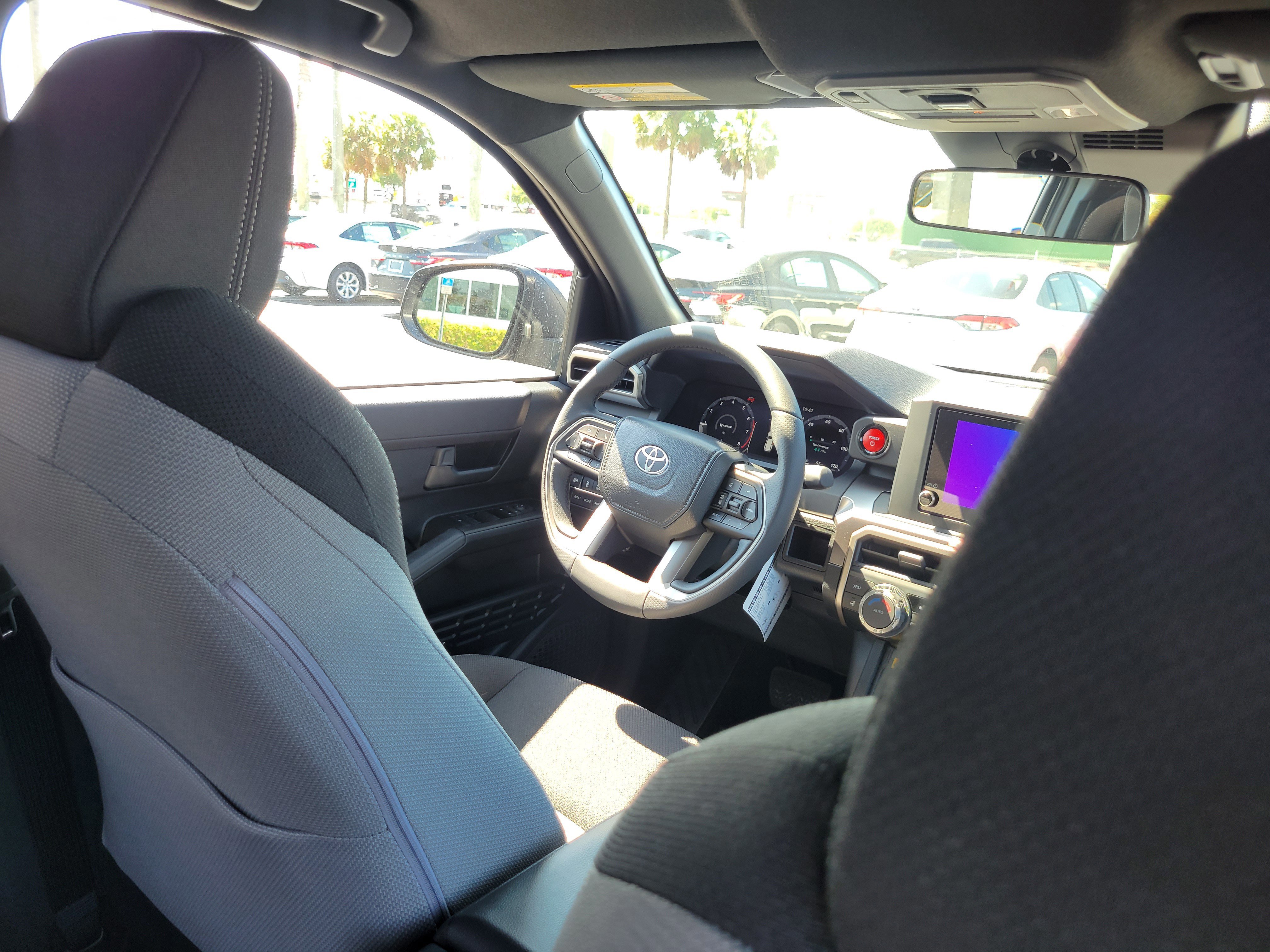 Used 2025 Toyota 4Runner 4WD image 15