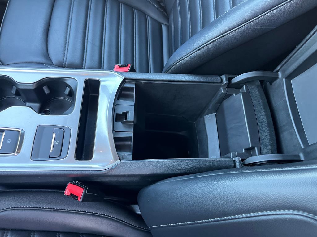 Used 2024 Ford Edge SEL image 26