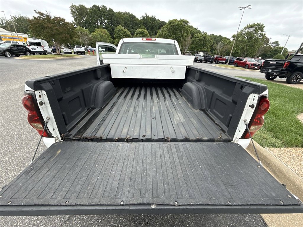 Used 2006 Chevrolet Silverado 2500 LS w/ Skid Plate Package image 22