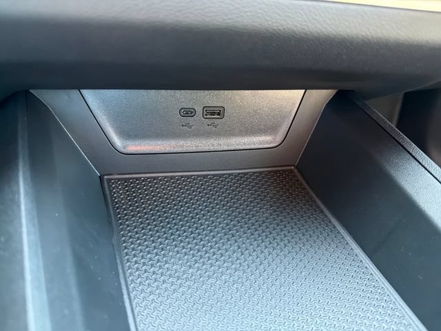 New 2027 Chevrolet Equinox RS w/ Convenience Package III FWD image 28