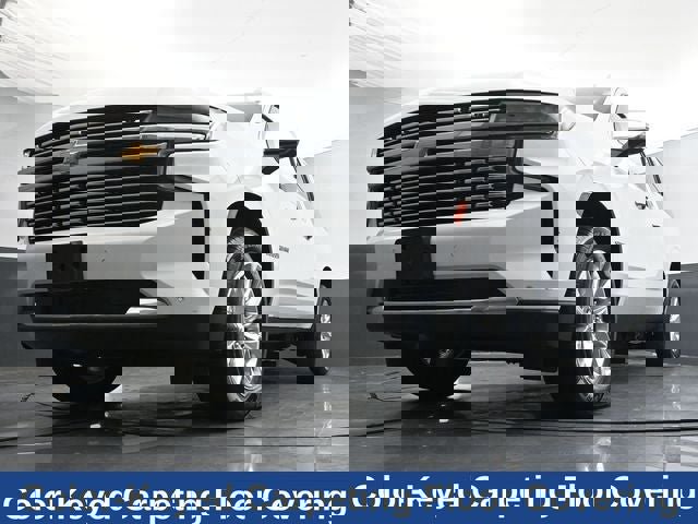 Used 2023 Chevrolet Suburban Premier image 36