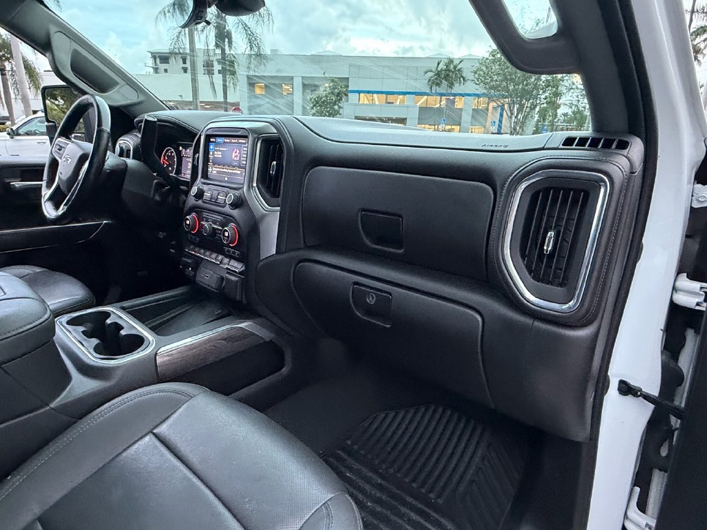 Used 2022 Chevrolet Silverado 2500 LTZ w/ LTZ Plus Package AWD/4WD image 16