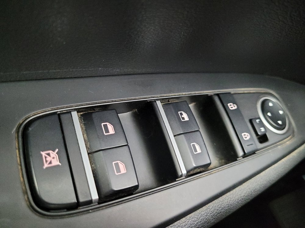 Used 2023 Kia Forte LXS w/ LXS Technology Package FWD image 27
