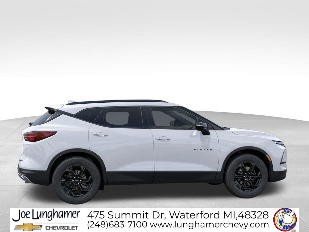 New 2026 Chevrolet Blazer LT w/ Midnight/Sport Edition image 6