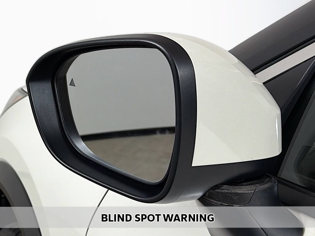Used 2023 Nissan Rogue SV AWD/4WD image 4