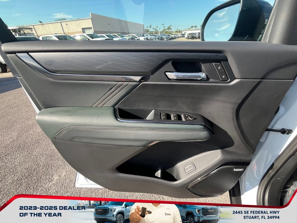 New 2026 GMC Acadia AT4 w/ Luxury Package image 24
