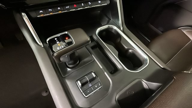 Used 2022 GMC Sierra 1500 Denali w/ Denali Reserve Package AWD/4WD image 21