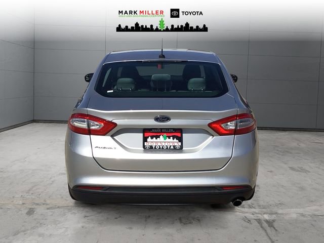 Used 2015 Ford Fusion S FWD image 4